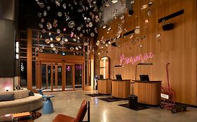 Moxy Montreal Downtown